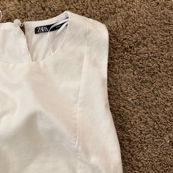 Zara | Asymmetrical Open-Back Bodysuit - Picture 4 of 13